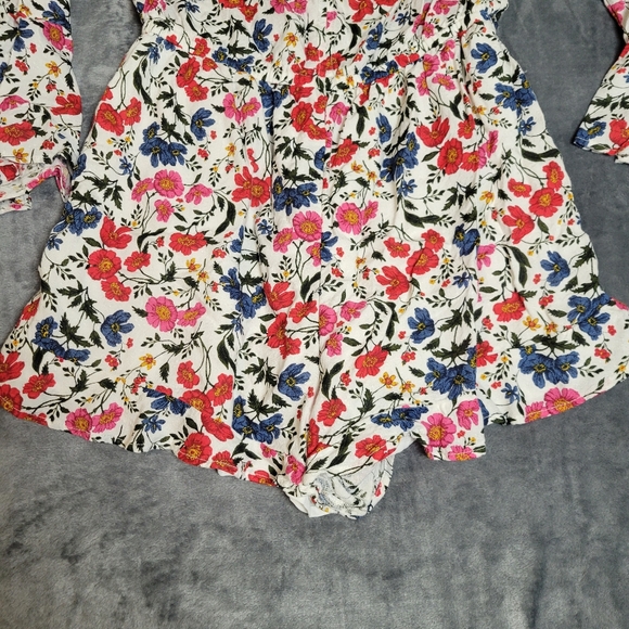 American Eagle Romper bell sleeve size medium - Picture 13 of 13